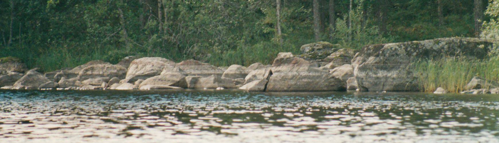 separator picture of a water and stones